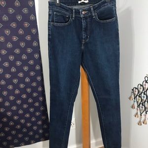 721 High Rise Skinny Levi’s Jean Size 30